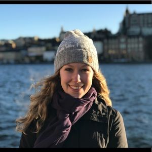 Meet your Posher, Angela